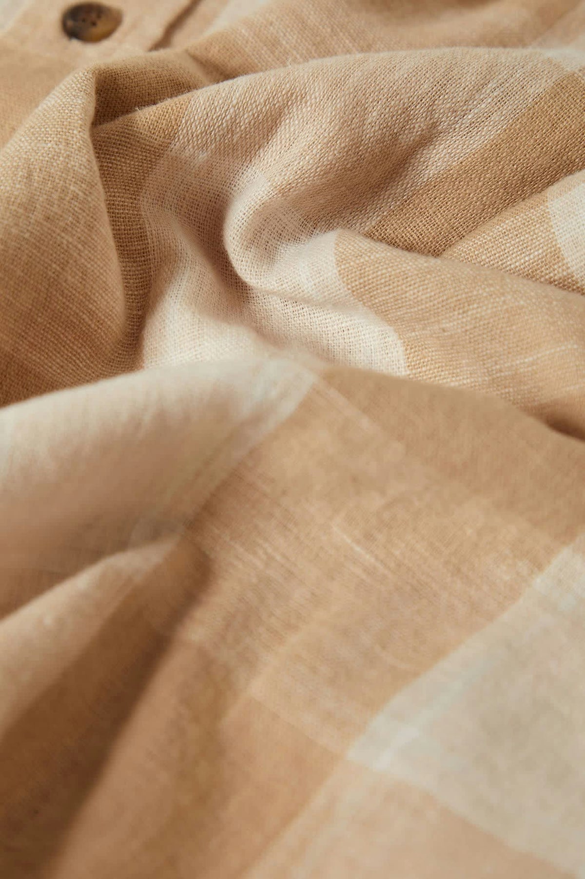 Cru Linen Blend S/S Shirt - Off White/Sand
