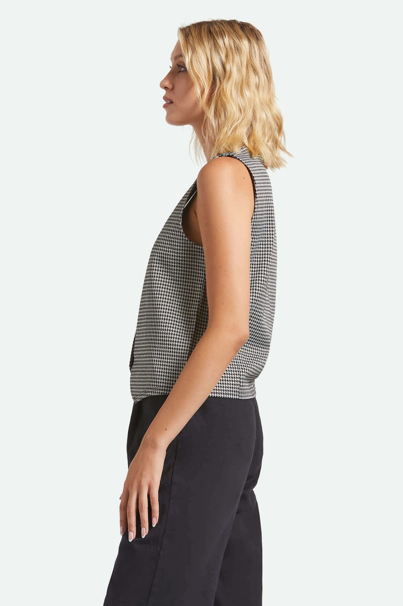 Houndstooth Leisure Vest - Winter White/Black