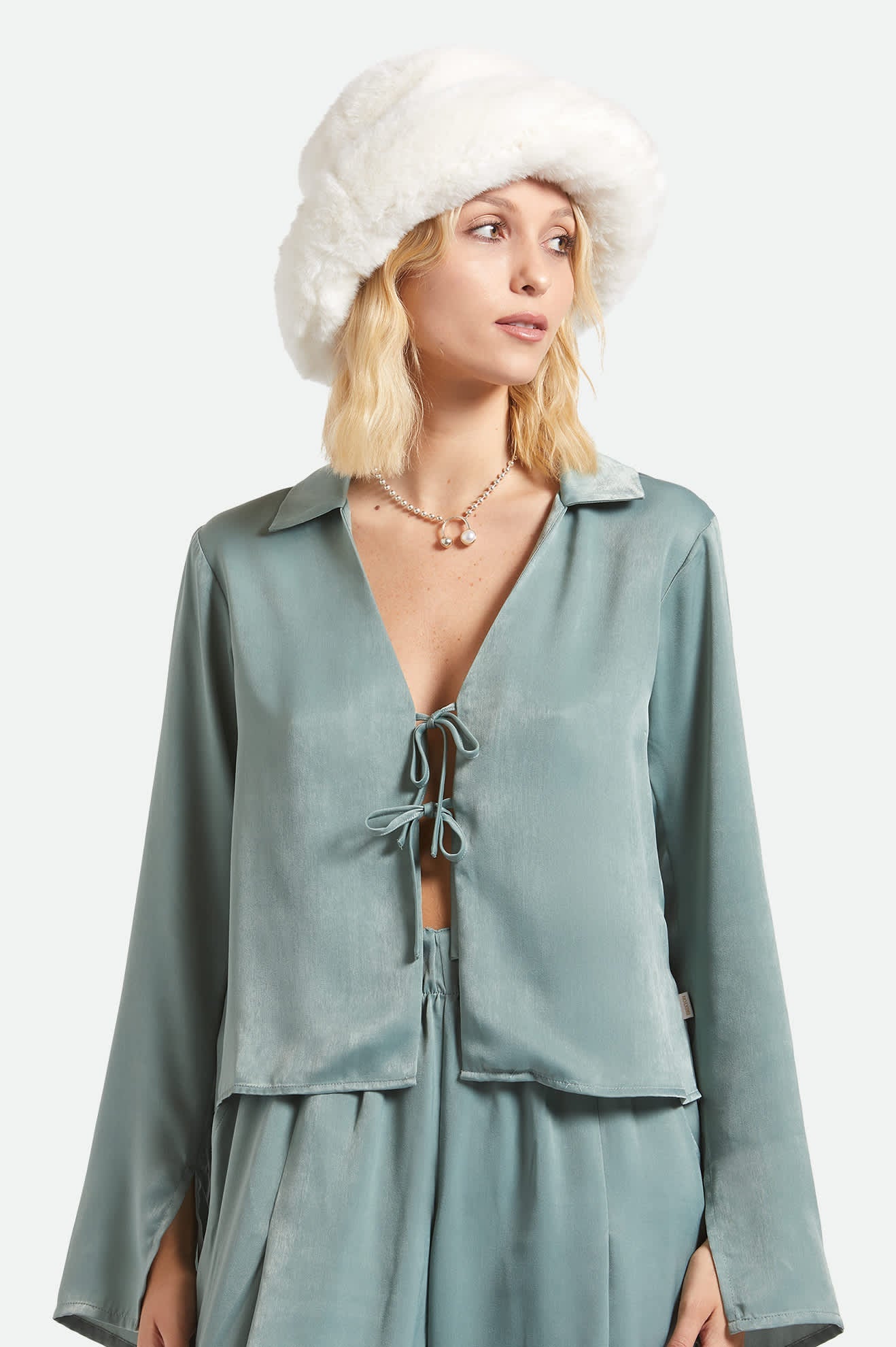 Dion Packable Winter Bucket Hat - Off White