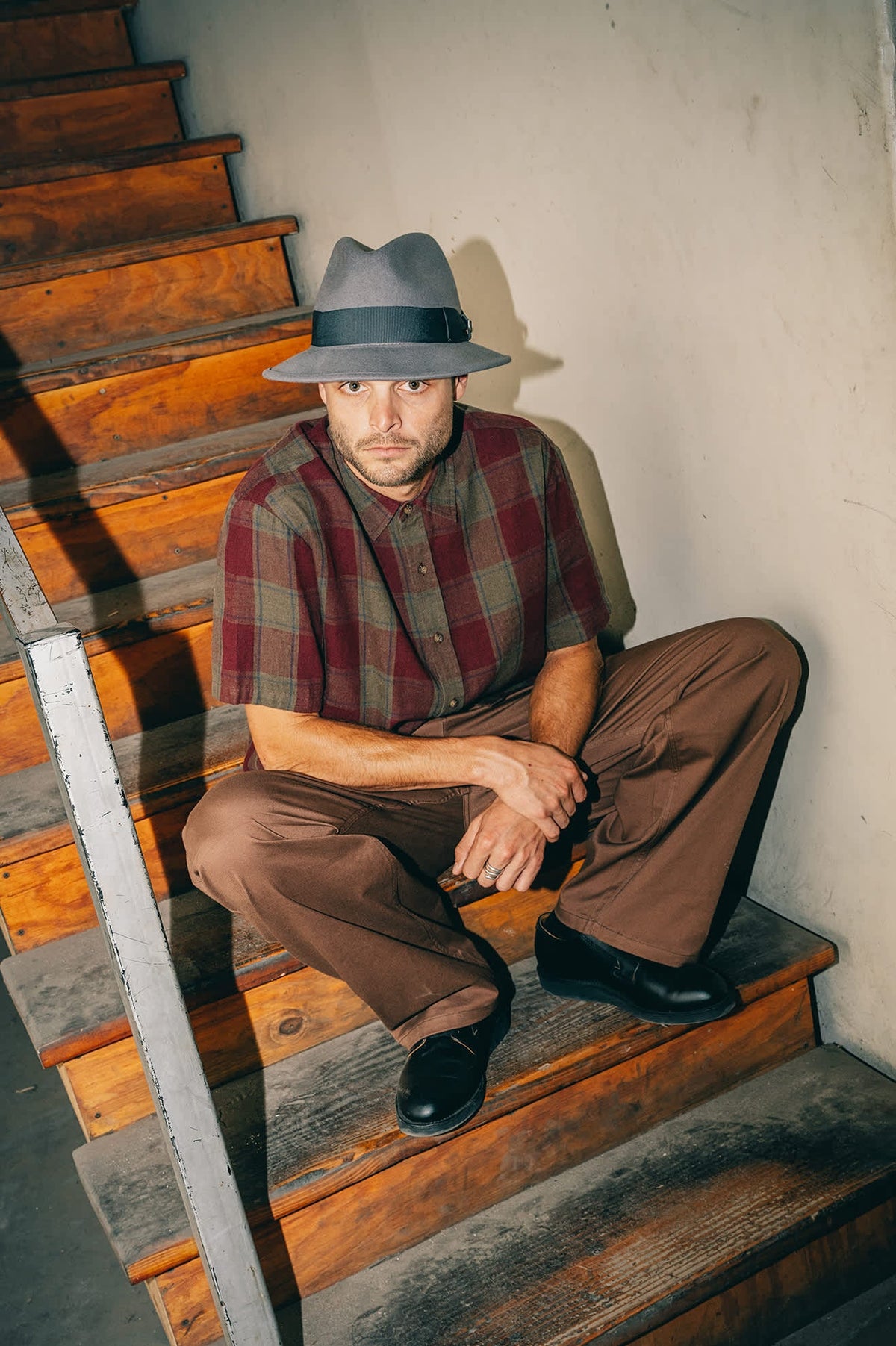 Cru Linen Blend S/S Shirt - Olive Surplus/Port